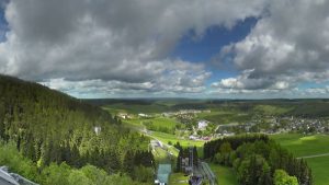 Mehr über den Artikel erfahren Wetter am Fichtelberg: Wann ist die beste Reisezeit?
